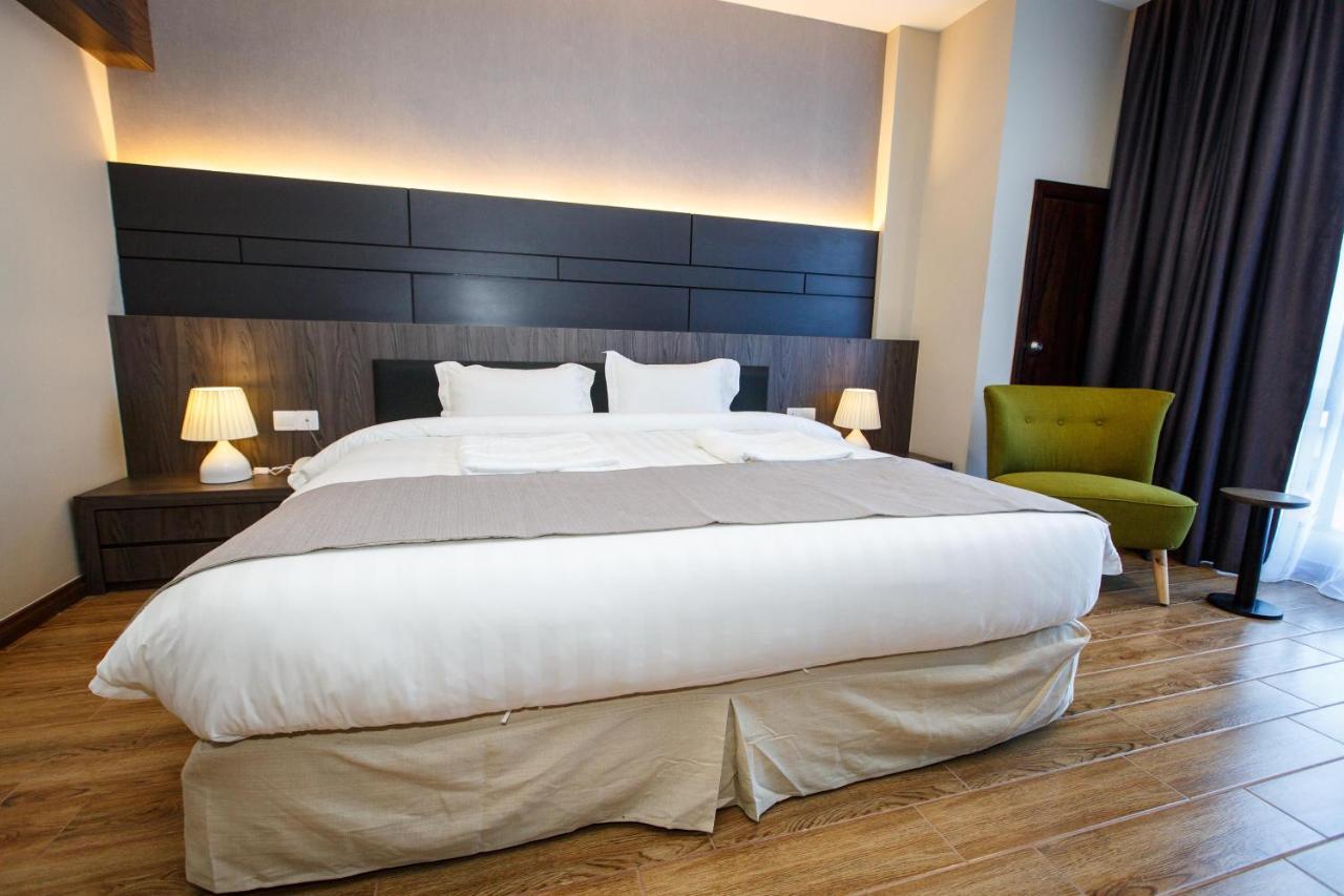 Lintas Platinum Hotel Kota Kinabalu Ngoại thất bức ảnh