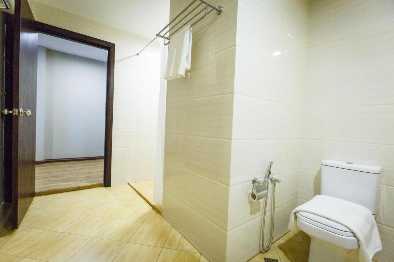 Lintas Platinum Hotel Kota Kinabalu Ngoại thất bức ảnh