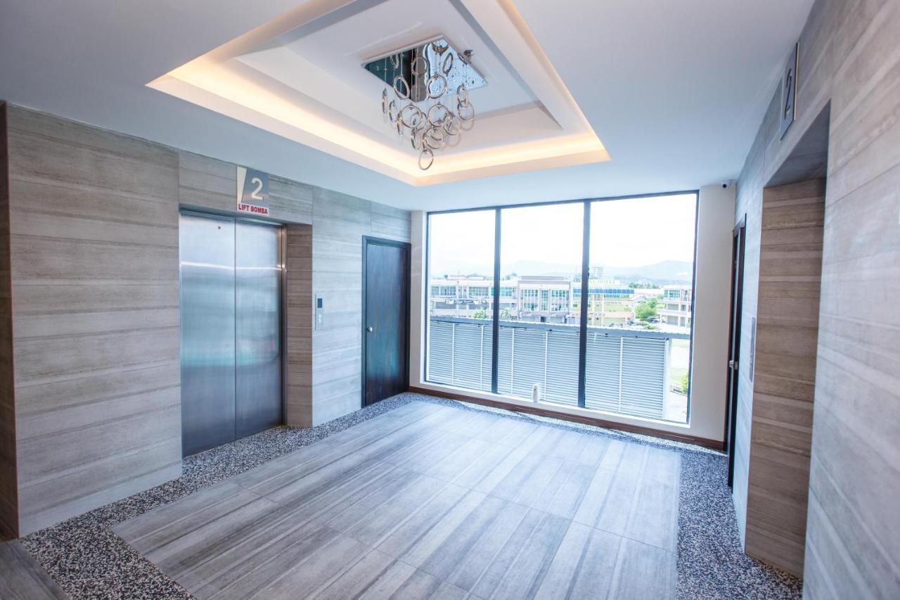 Lintas Platinum Hotel Kota Kinabalu Ngoại thất bức ảnh